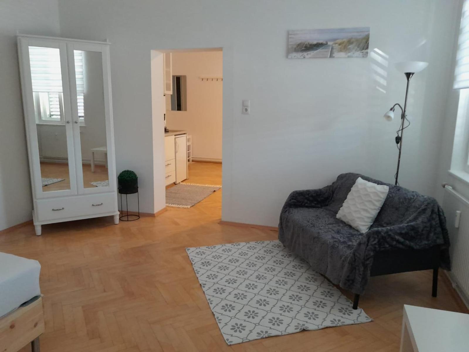 Haus Semmi Apartment Fuerstenfeld Bagian luar foto